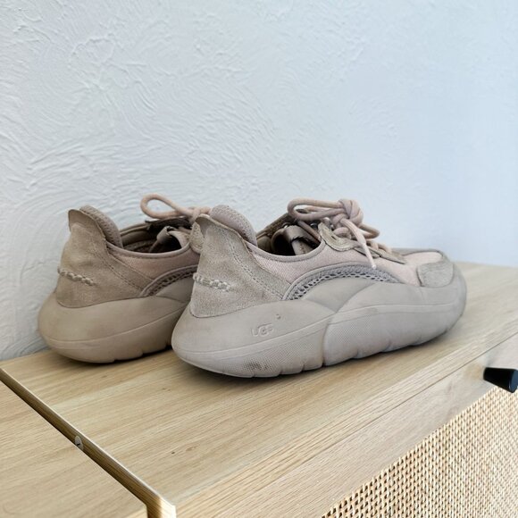 UGG | LA Cloud Low Trainer‎ Putty Tan Suede Sneakers Shoes Size 6 - Picture 4 of 8